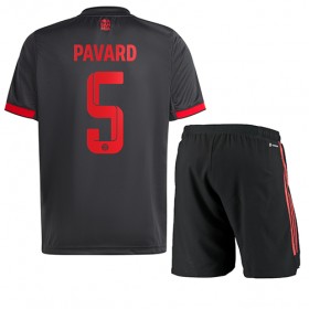Baby Fußballbekleidung Bayern Munich Benjamin Pavard #5 3rd Trikot 2022-23 Kurzarm (+ kurze hosen)